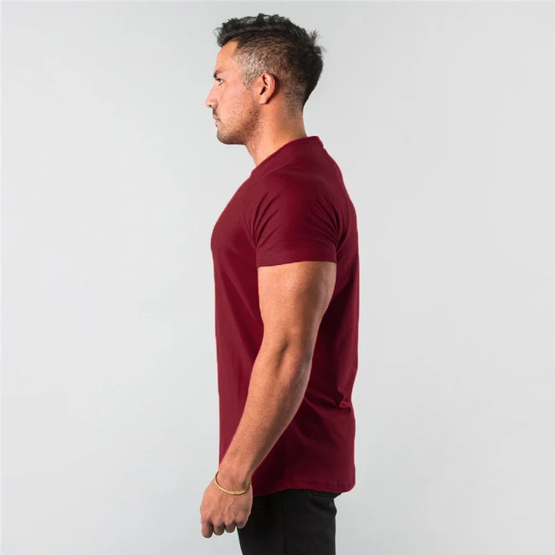 MARCHISO* BASICS MUSCLE FIT T-SHIRT - RÖD